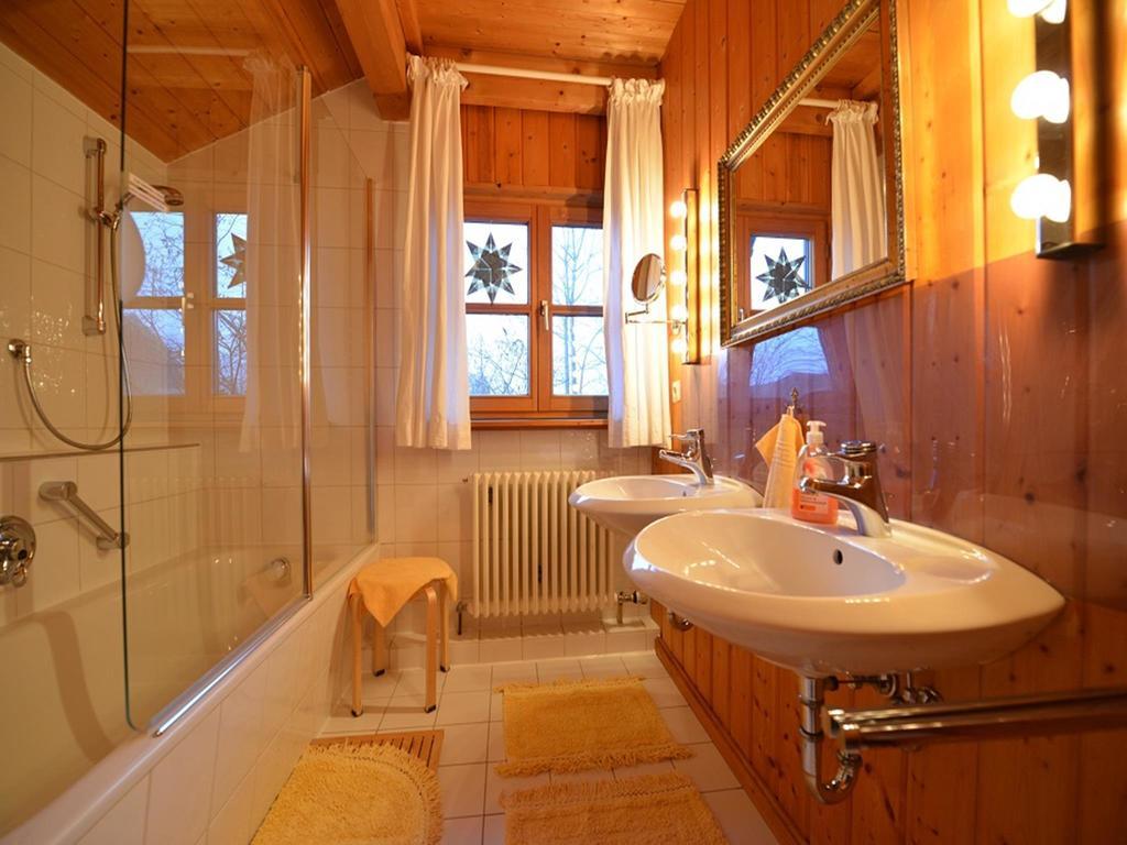 Chiemsee-Ferienwohnungen Traunstein Bilik gambar